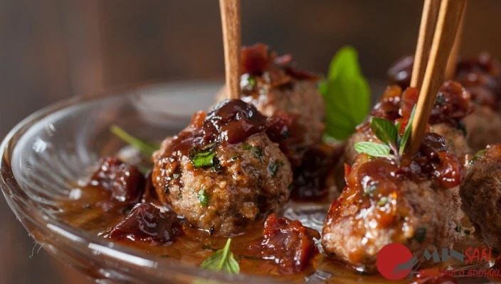 kofta-meatballs-with-sweet-and-sour-cherry-sauce-recipe-0407