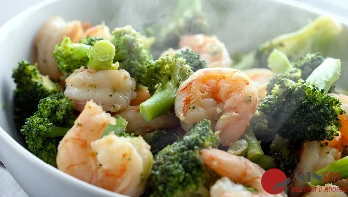 ginger-shrimp-and-broccoli-stir-fry