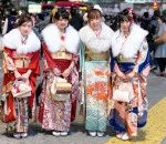 Kimono-Coming-of-Age-Day-Japan-14-002-8590-600x400