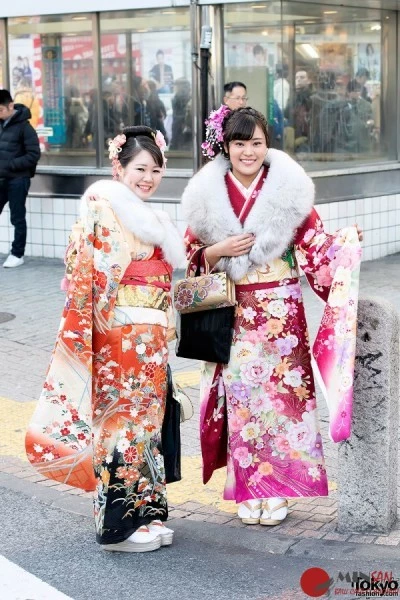 Kimono-Coming-of-Age-Day-Japan-14-030-7904-600x900