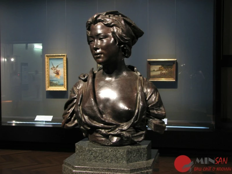 sculpture_japanese_woman_tokyo_national_museum